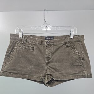Express shorts